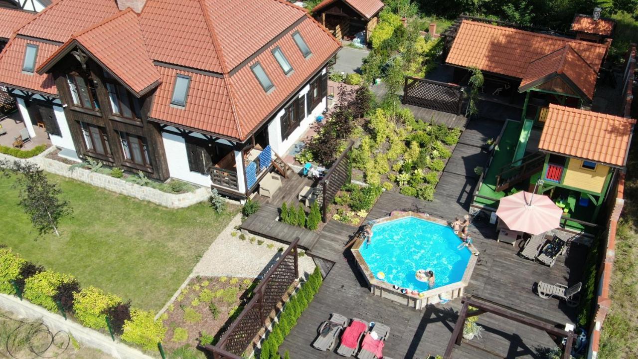 Dwór U Papuga Apartamento Ruciane-Nida Exterior foto