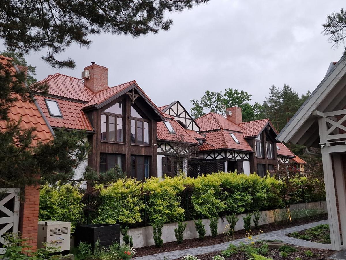 Dwór U Papuga Apartamento Ruciane-Nida Exterior foto
