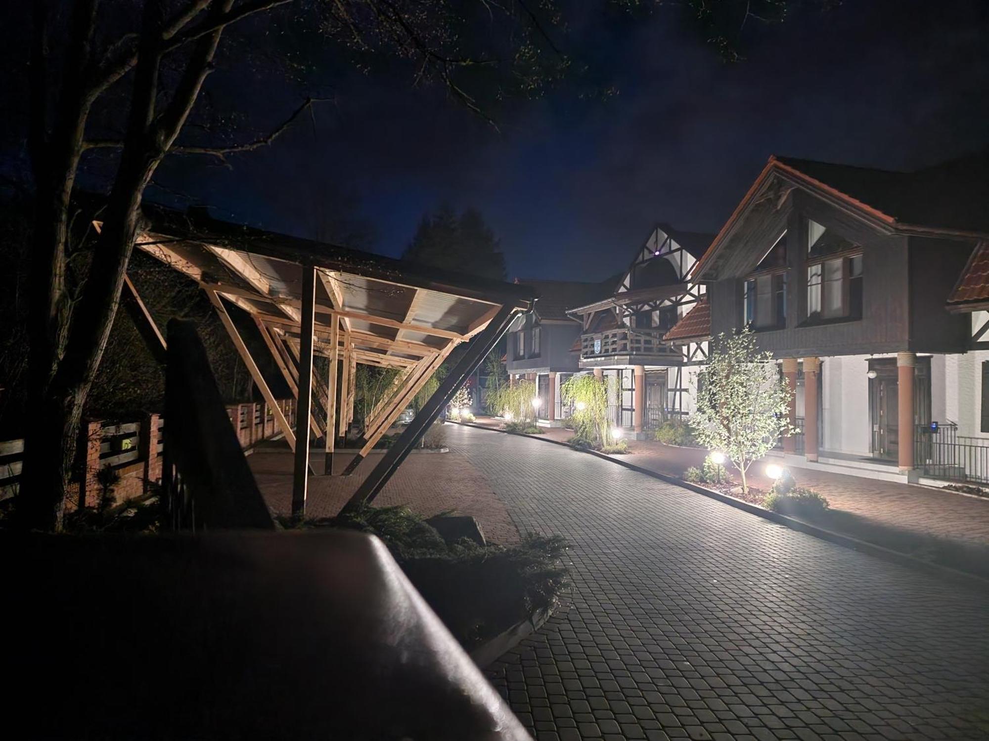Dwór U Papuga Apartamento Ruciane-Nida Exterior foto