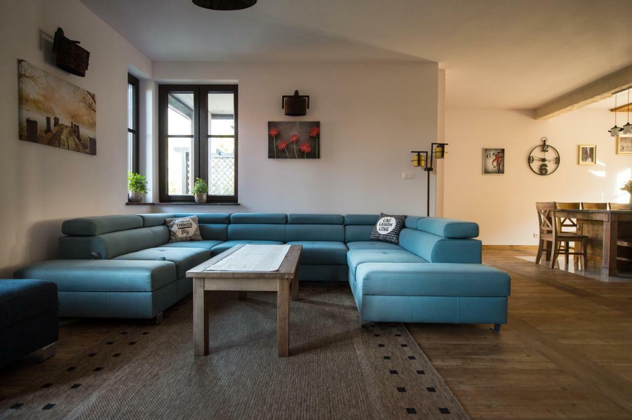 Dwór U Papuga Apartamento Ruciane-Nida Exterior foto