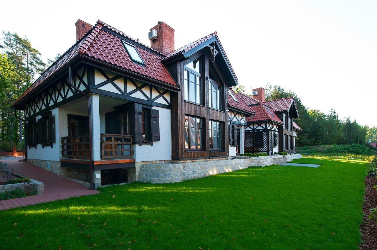 Dwór U Papuga Apartamento Ruciane-Nida Exterior foto