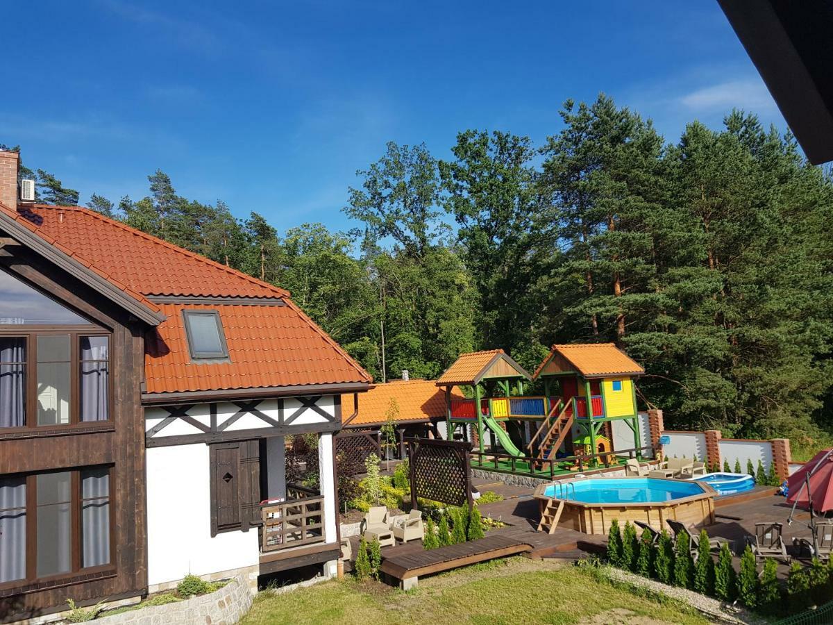 Dwór U Papuga Apartamento Ruciane-Nida Exterior foto
