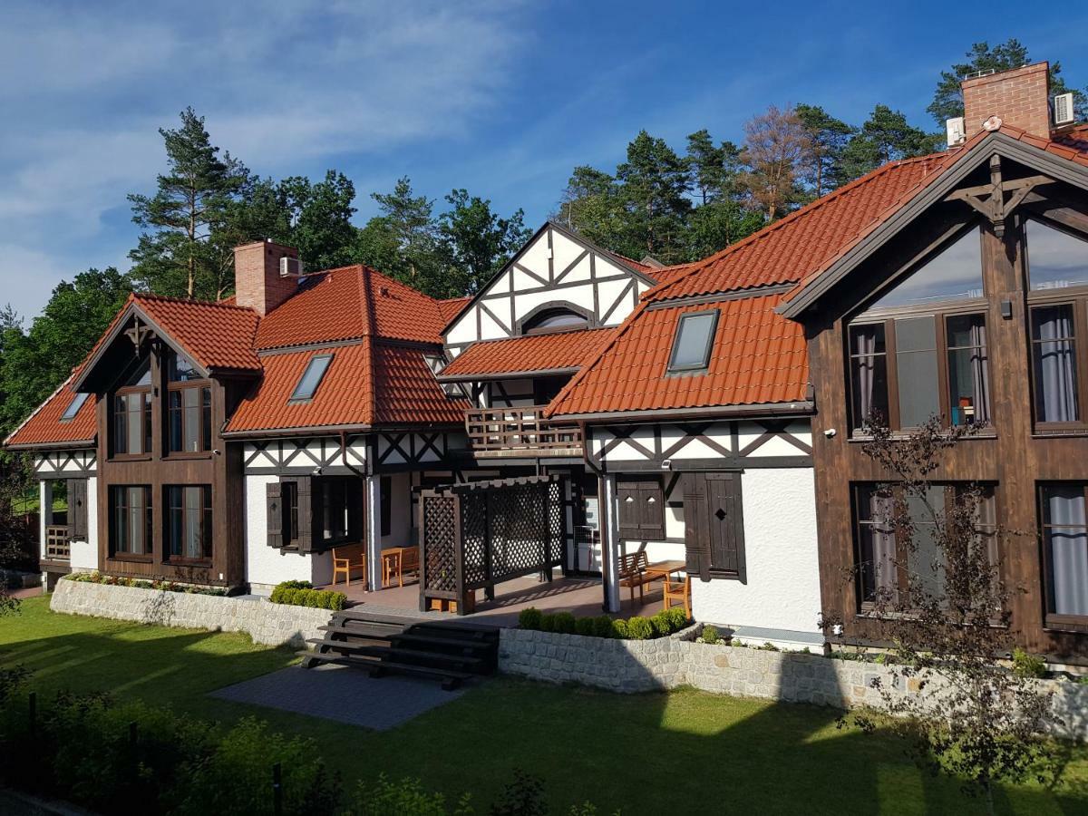 Dwór U Papuga Apartamento Ruciane-Nida Exterior foto